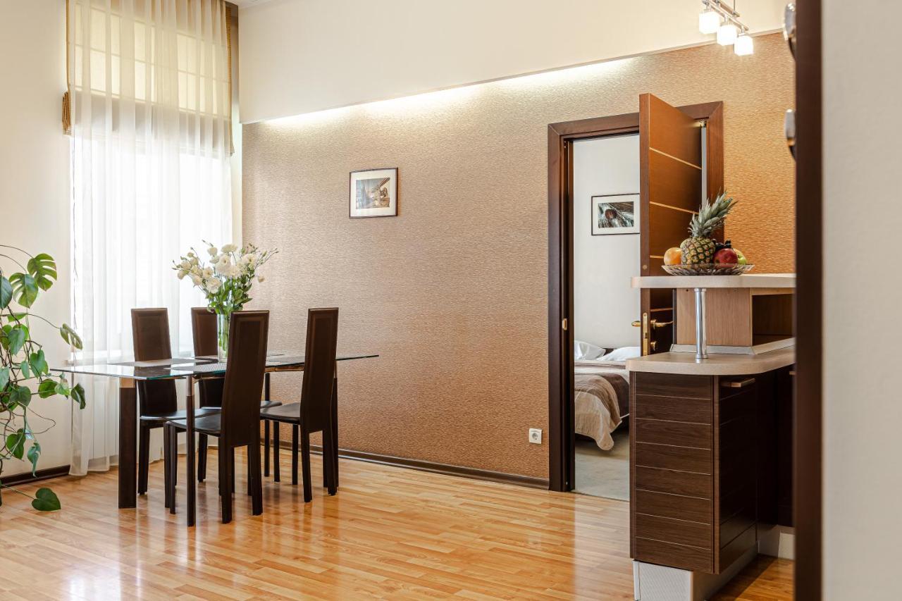 Senator City Center Kiev Dış mekan fotoğraf